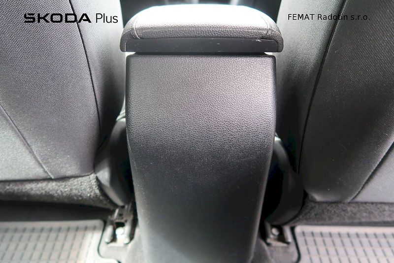 Kia Ceed (2022) Sportswagon 1,0 T-GDI/88 kW - fotka 19 z 29