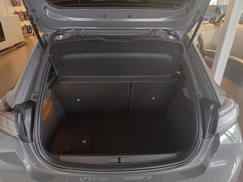 Peugeot 208 (2026) BUSINESS Turbo 100 MAN6 - fotka 9 z 22