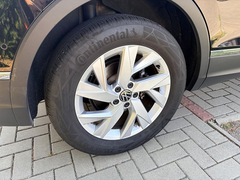 Volkswagen Tiguan 1.5TSI DSG MATRIX VIRTUAL - fotka 11 z 58