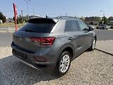 Volkswagen T-Roc 1,5 TSi/110kW LIFE - DSG,TZ,.. - náhled 7