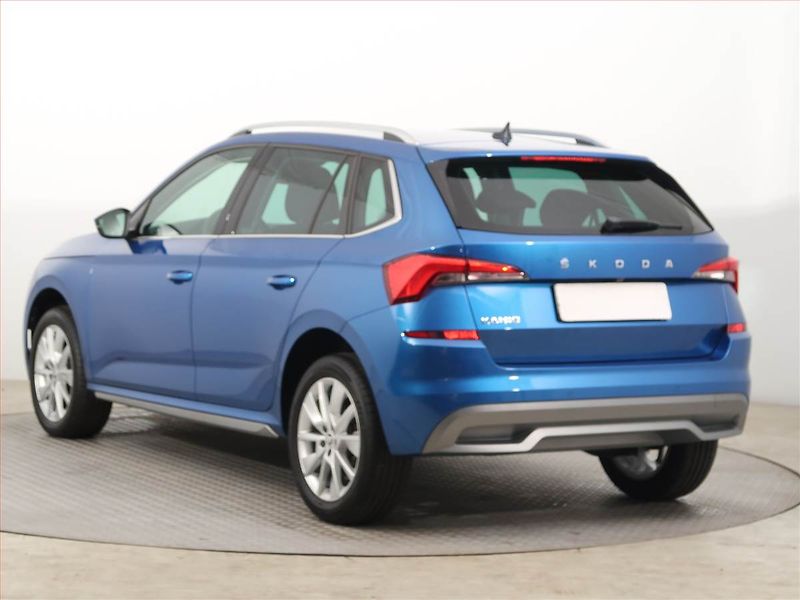 Škoda Kamiq (2023) Style 1.0 TSI - fotka 4 z 16