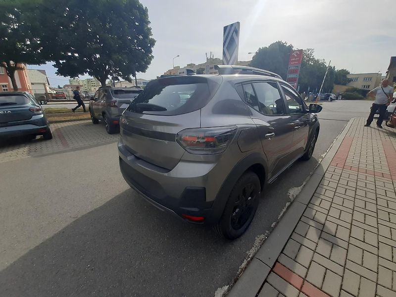 Dacia Sandero (2026) Stepway Extreme Eco-G 120 LPG - fotka 4 z 17