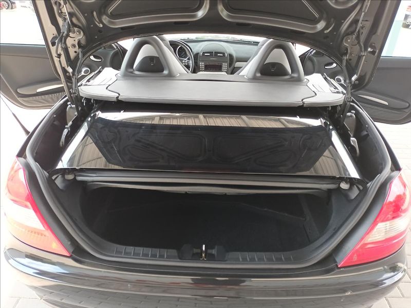 Mercedes-Benz SLK 1,8 200 KOMPRESSOR,120KW - fotka 20 z 33