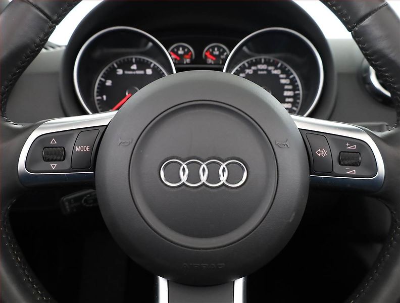 Audi TT (2008) 2.0 TFSI, ČR,1.maj, Serv.kniha - fotka 8 z 22