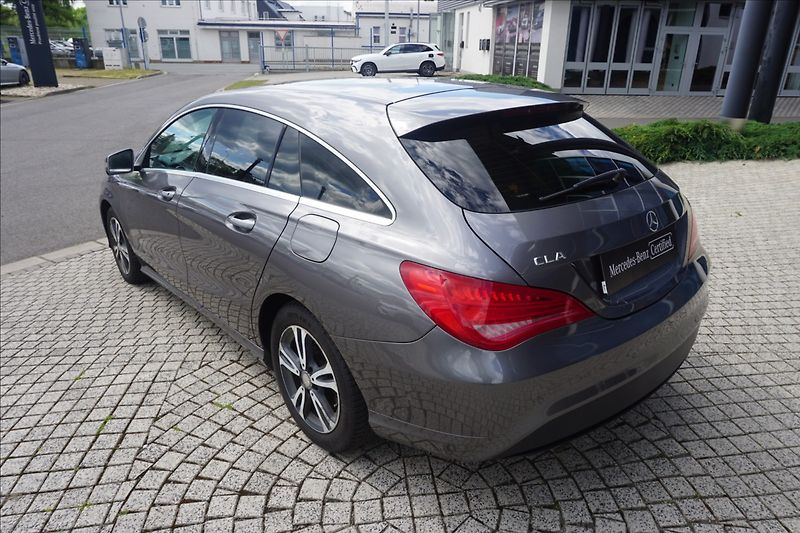 Mercedes-Benz CLA 1,6 180 SB ČR 1. maj - fotka 5 z 14