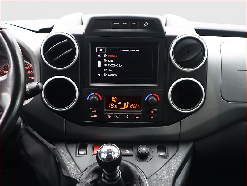 Citroën Berlingo (2017) Shine 1.6 BlueHDi, 5Míst, ČR - fotka 10 z 15