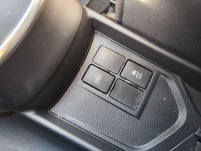 Toyota Yaris 1.33 Dual VVT-i/73kW AT Trend - fotka 18 z 25