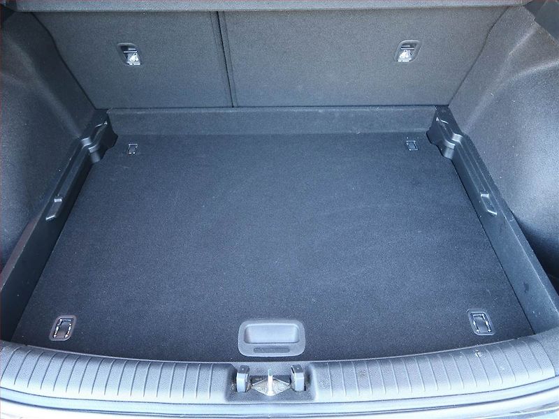 Kia Ceed (2021) GT Line 1.5 T-GDI, Serv.kniha - fotka 13 z 17