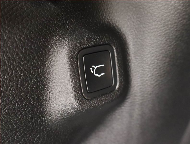 Jeep Compass (2019) 1.4 MultiAir, 4X4, Automat - fotka 25 z 25