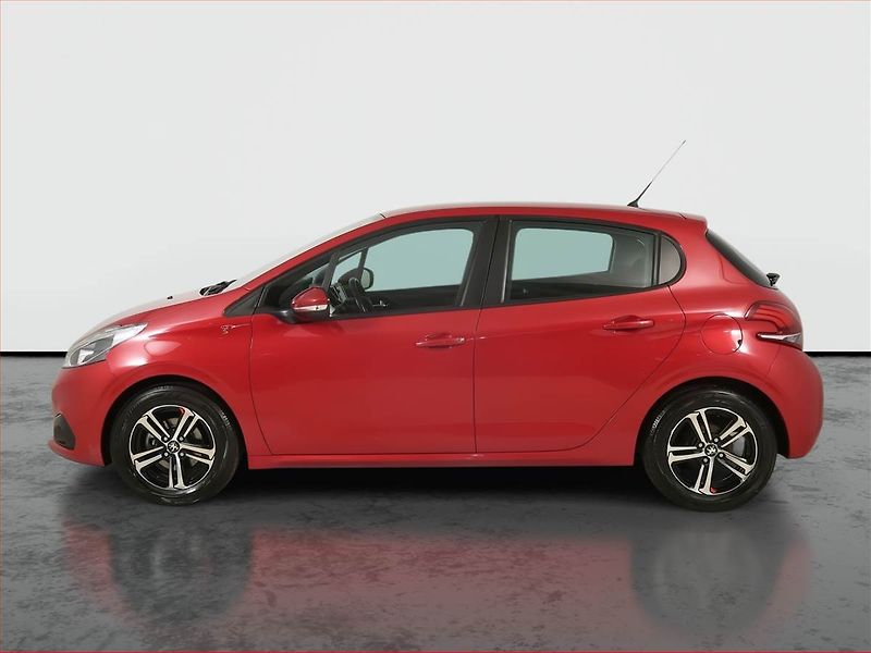 Peugeot 208 (2018) 1.2 PureTech, ČR,1.maj - fotka 3 z 16