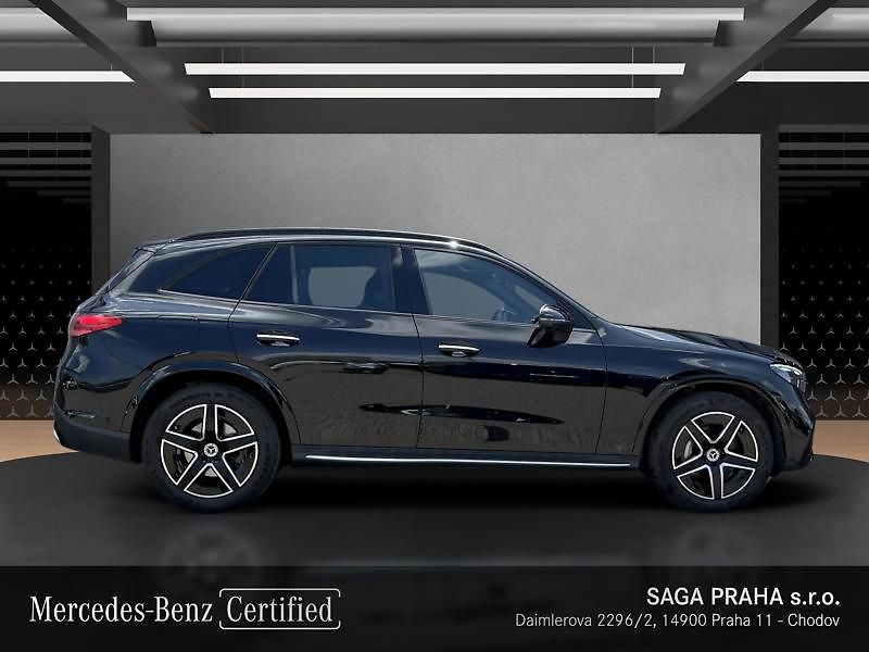 Mercedes-Benz GLC SUV 220 d 4MATIC AMG Line Nigh - fotka 3 z 22