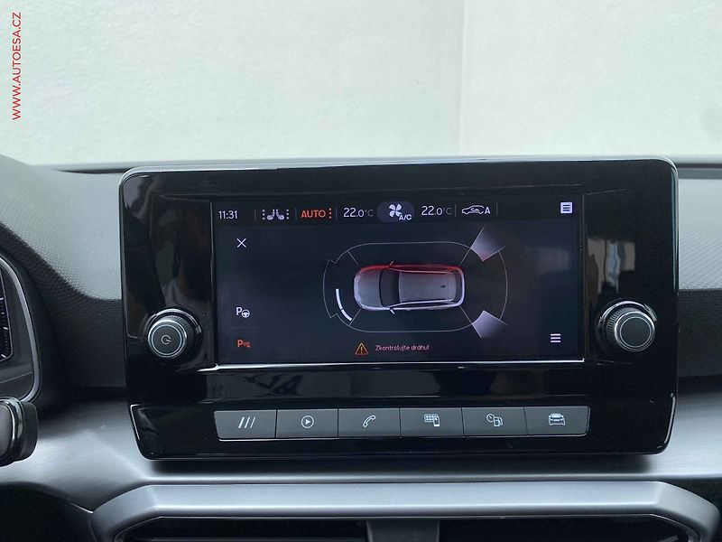 Seat Leon (2020) 1.5 TSi, FR, LED, TZ - fotka 17 z 19