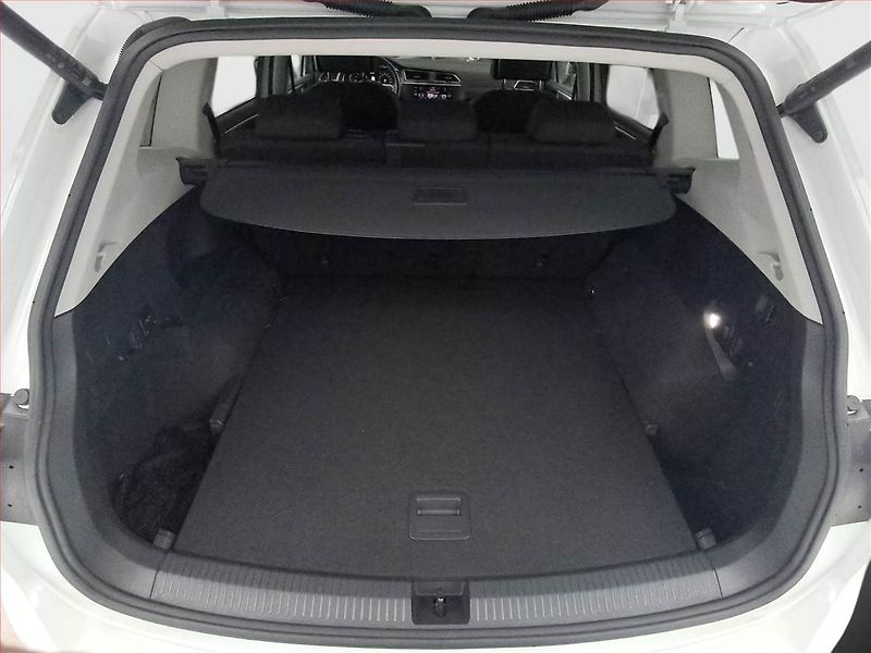 Volkswagen Tiguan Allspace (2023) Life 1.5 TSI - fotka 14 z 19