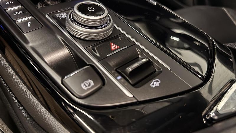 Maserati Levante (2021) 3.0I,FACELIFT,350PS. - fotka 28 z 30