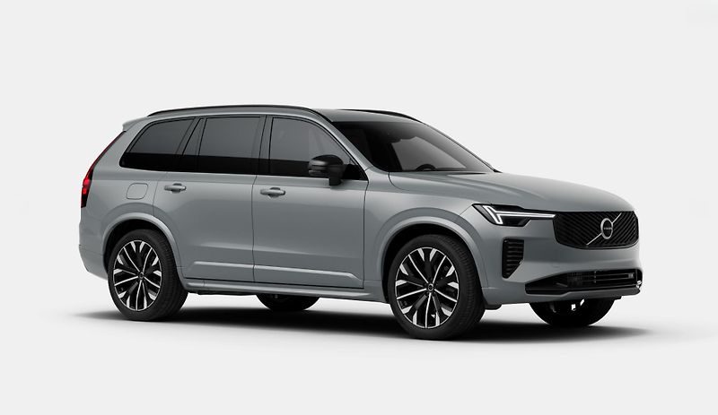 Volvo XC90 (2026)  B5 AWD PLUS DARK - fotka 5 z 13