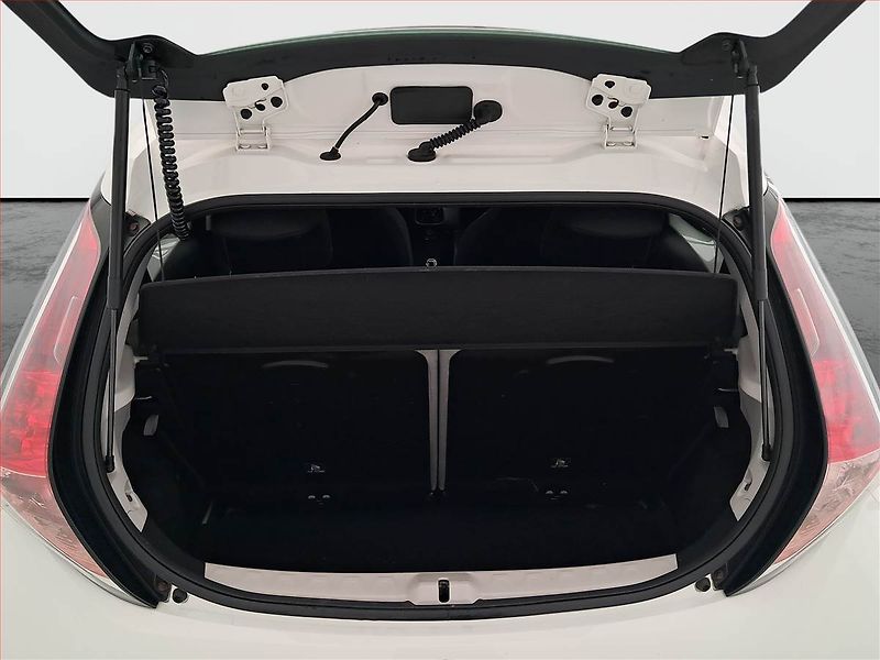 Toyota Aygo (2018) 1.0 VVT-i, Automat, Serv.kniha - fotka 13 z 23