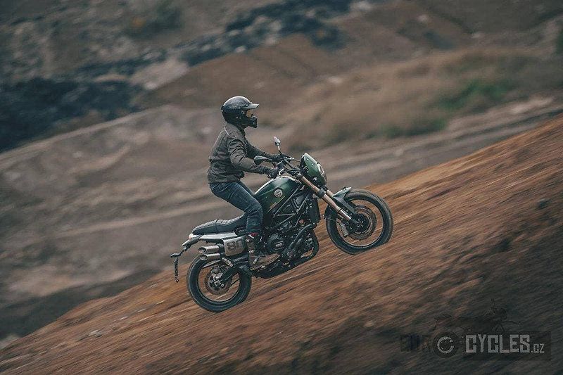 Benelli Leoncino 800 Trail (2026) - fotka 3 z 5