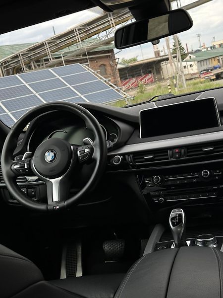 BMW X5 (2018) - fotka 7 z 13
