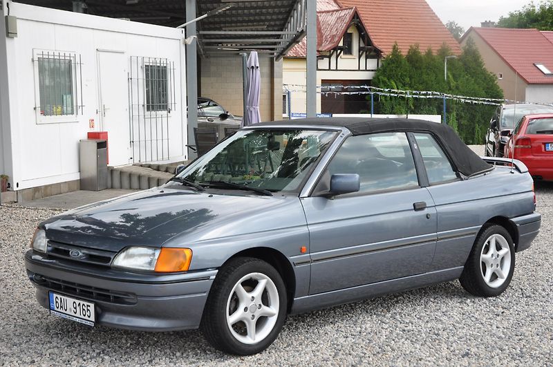 Ford Escort 1.6EFi 77kW KABRIO - fotka 12 z 17