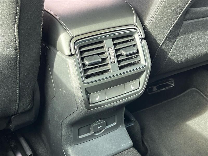 Škoda Karoq 1,5 TSi 110kW 7DSG SPORTLINE - fotka 21 z 34