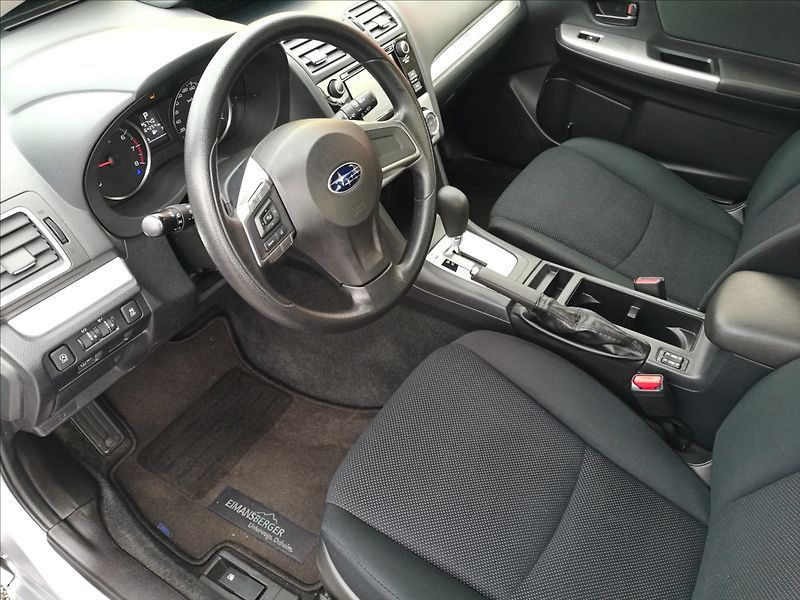 Subaru Impreza 1,6 i 4x4 aut. - fotka 11 z 20