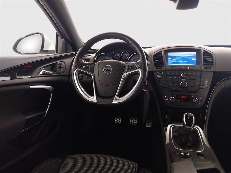 Opel Insignia (2012) 2.0 BiTurbo CDTI, Serv.kniha - fotka 7 z 21