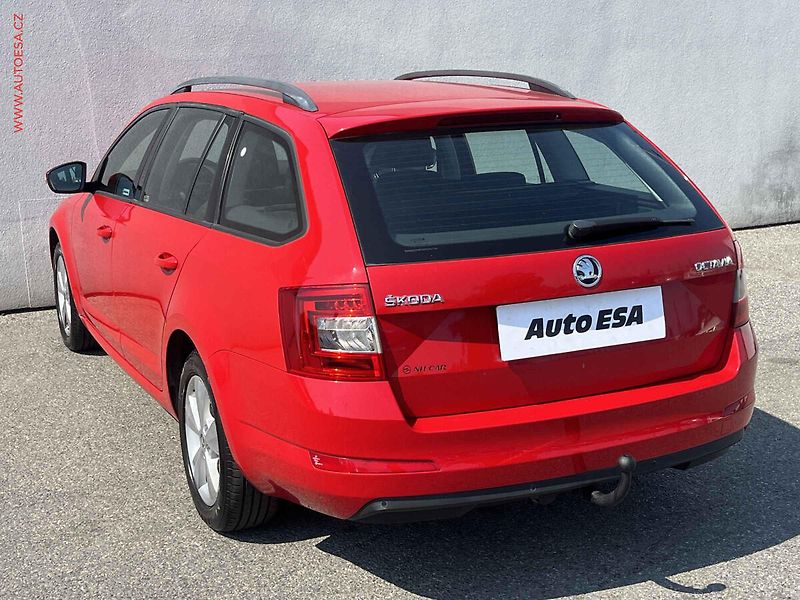 Škoda Octavia (2016) 1.6TDi, 2.maj,ČR, AC, výhřev - fotka 6 z 14