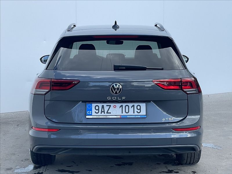 Volkswagen Golf Variant 1,5 eTSI DSG Life Kamera+KESSY - fotka 22 z 23