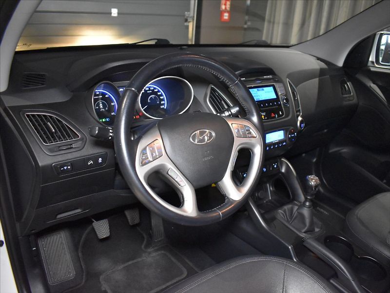 Hyundai ix35 1,7 CRDI Výhřevy - fotka 11 z 20