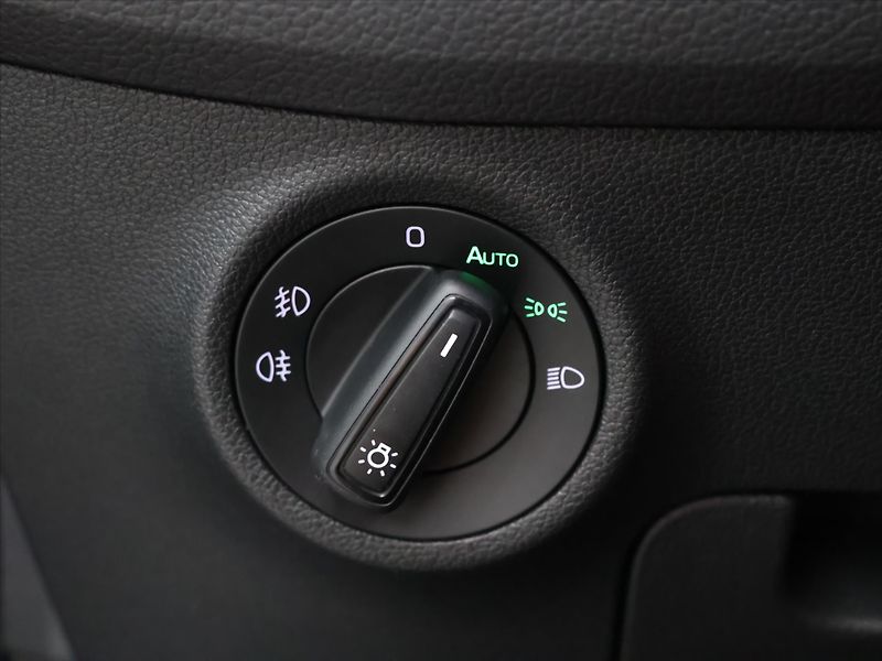 Škoda Kodiaq RS 2,0 TDI DSG 4x4 Webasto 1.M - fotka 18 z 39