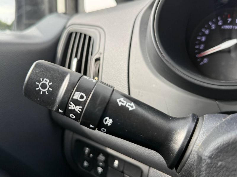 Kia Rio (2013) 1.25 CVVT 63 kW Active - fotka 16 z 21