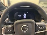 Volvo XC40 (2026) 2,0 B3 FWD Plus Dark 8353 - náhled 8