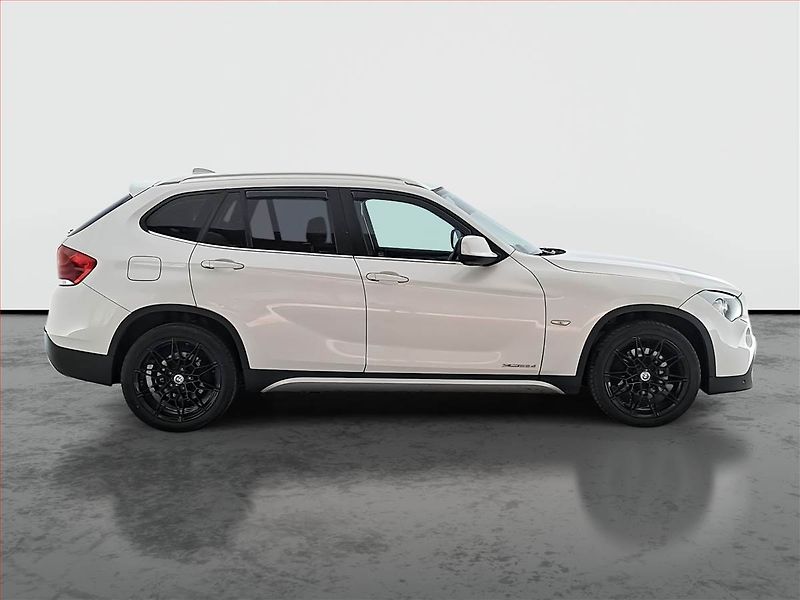 BMW X1 (2012) xDrive23d, 4X4, Automat, Navi - fotka 6 z 20