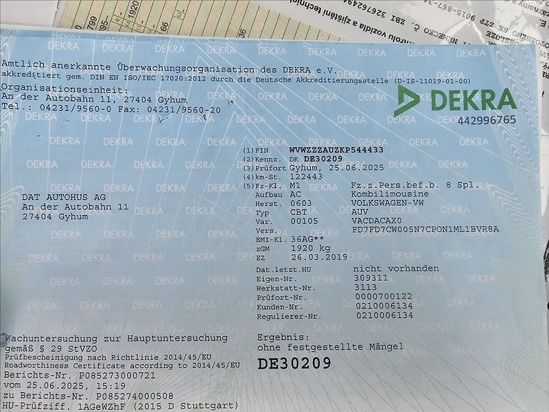 Volkswagen Golf VII 1,5TSi DSG Comfortline - fotka 34 z 43