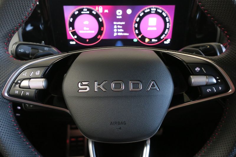 Škoda Kodiaq (2026) RS 2.0 TSI 195 kW PANO+Nez.Top - fotka 14 z 44