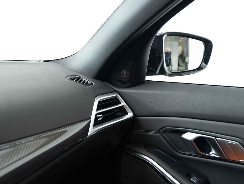 BMW M3 Competition M xDrive Touring - fotka 15 z 21