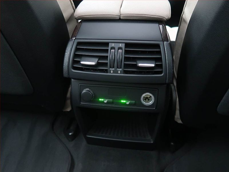 BMW X5 (2013) xDrive40d, 4X4, Automat, Kůže - fotka 30 z 31