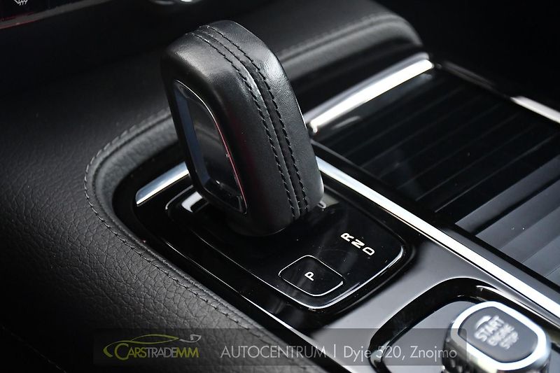 Volvo V60 2,0 T6 186kW PHEV TWIN ENGINE - fotka 32 z 51