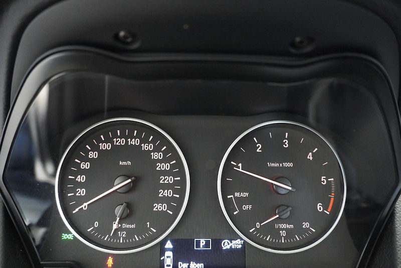 BMW Řada 2 GRAN TOURER XDRIVE M-SPORT AUT - fotka 20 z 29