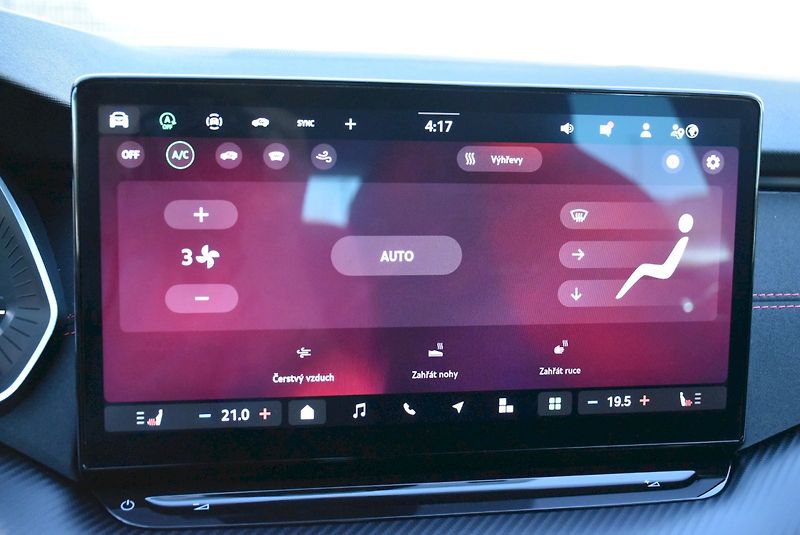 Škoda Octavia (2024) RS 2.0 TSI 195kW DSG - fotka 17 z 35
