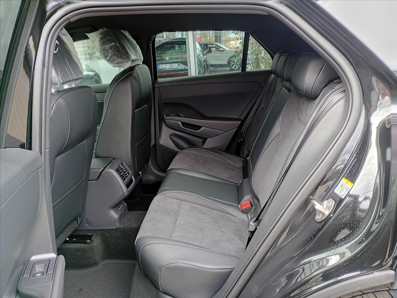 Volkswagen T-Roc (2025) 1,5 eTSI 110 kW 7DSG  Style - fotka 15 z 16