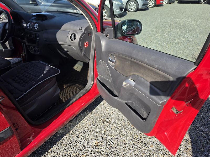 Citroën C3 1.1 i  - fotka 16 z 23