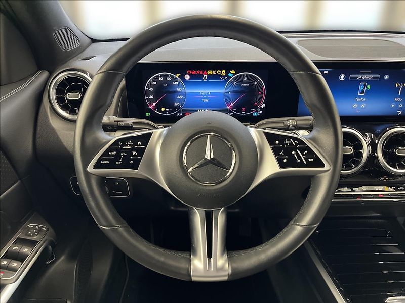 Mercedes-Benz GLB 200 d 4MATIC Progressive Line - fotka 10 z 22