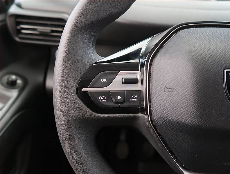 Peugeot Partner (2025) Maxi 1.5 BlueHDi, 3Místa, ČR - fotka 13 z 17