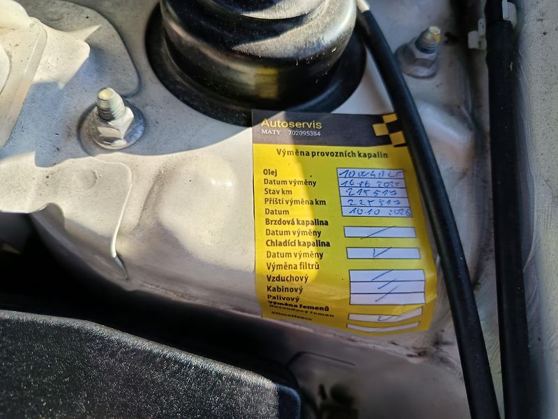Chevrolet Captiva (2011) 2.4 100Kw  - fotka 51 z 52