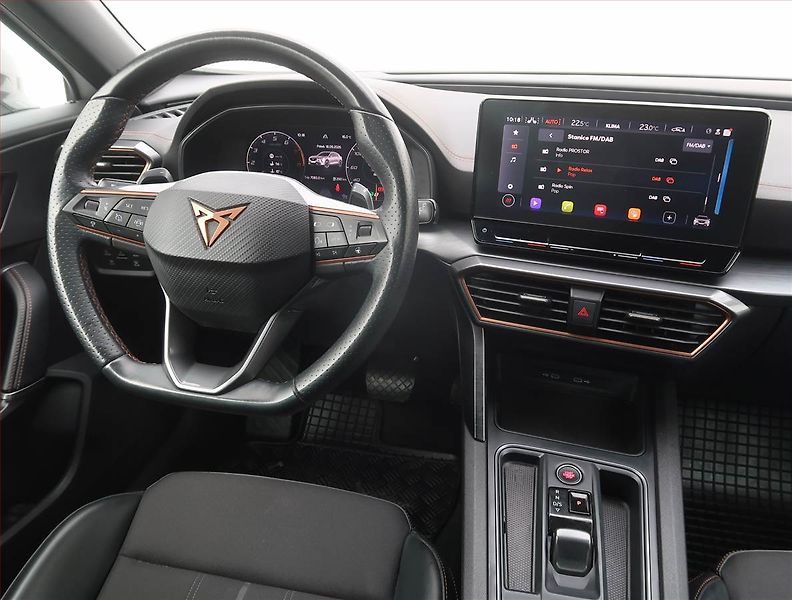 Cupra Formentor (2022) 1.5 TSI - fotka 7 z 24