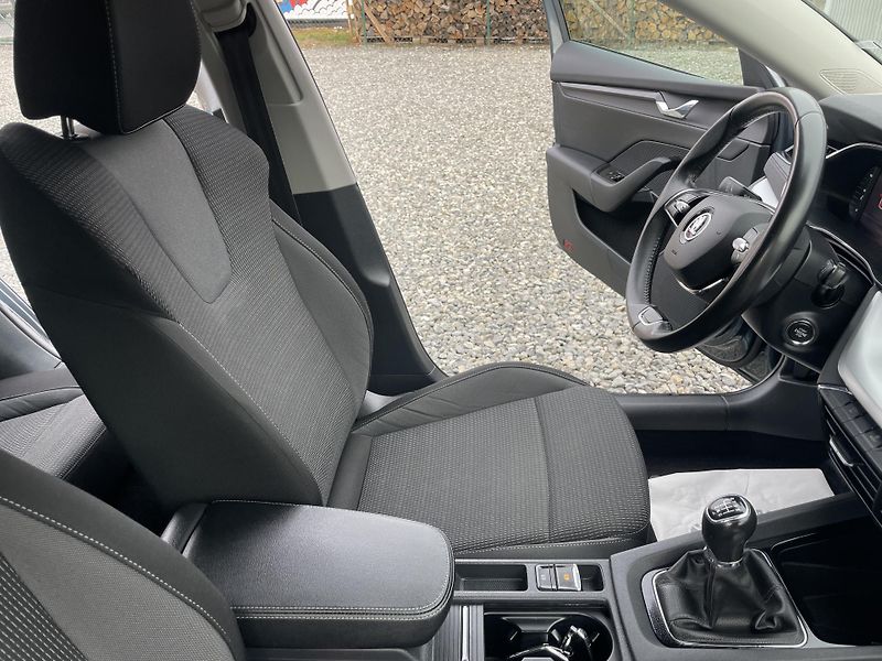 Škoda Octavia 2.0TDi 115PS LED VIRT NAVI DPH - fotka 153 z 189