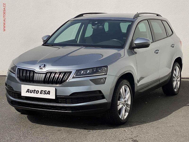 Škoda Karoq (2019) 1.5 TSi, Style, DSG, +ALU - fotka 3 z 20