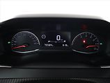 Peugeot 2008 (2021) 1.2 PureTech, ČR,1.maj - náhled 9