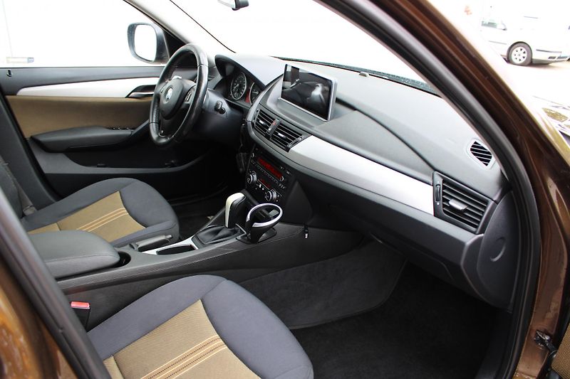 BMW X1 xDrive 23D Automat+klima  - fotka 8 z 20